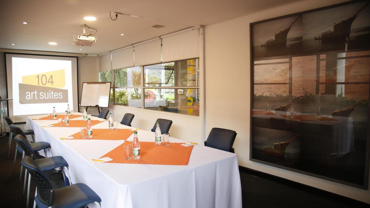 Hotel 104 Art Suites โบโกตา ภายนอก รูปภาพ