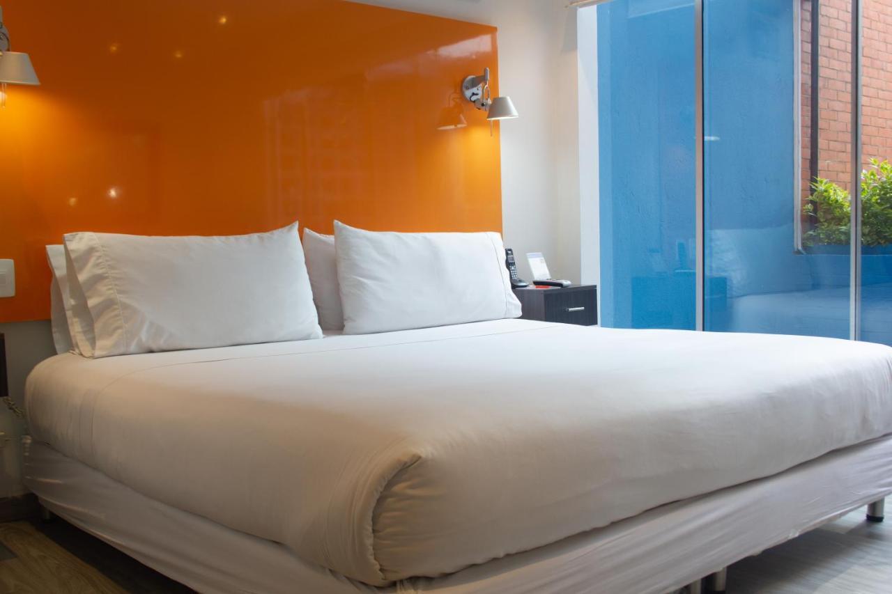 Hotel 104 Art Suites โบโกตา ภายนอก รูปภาพ